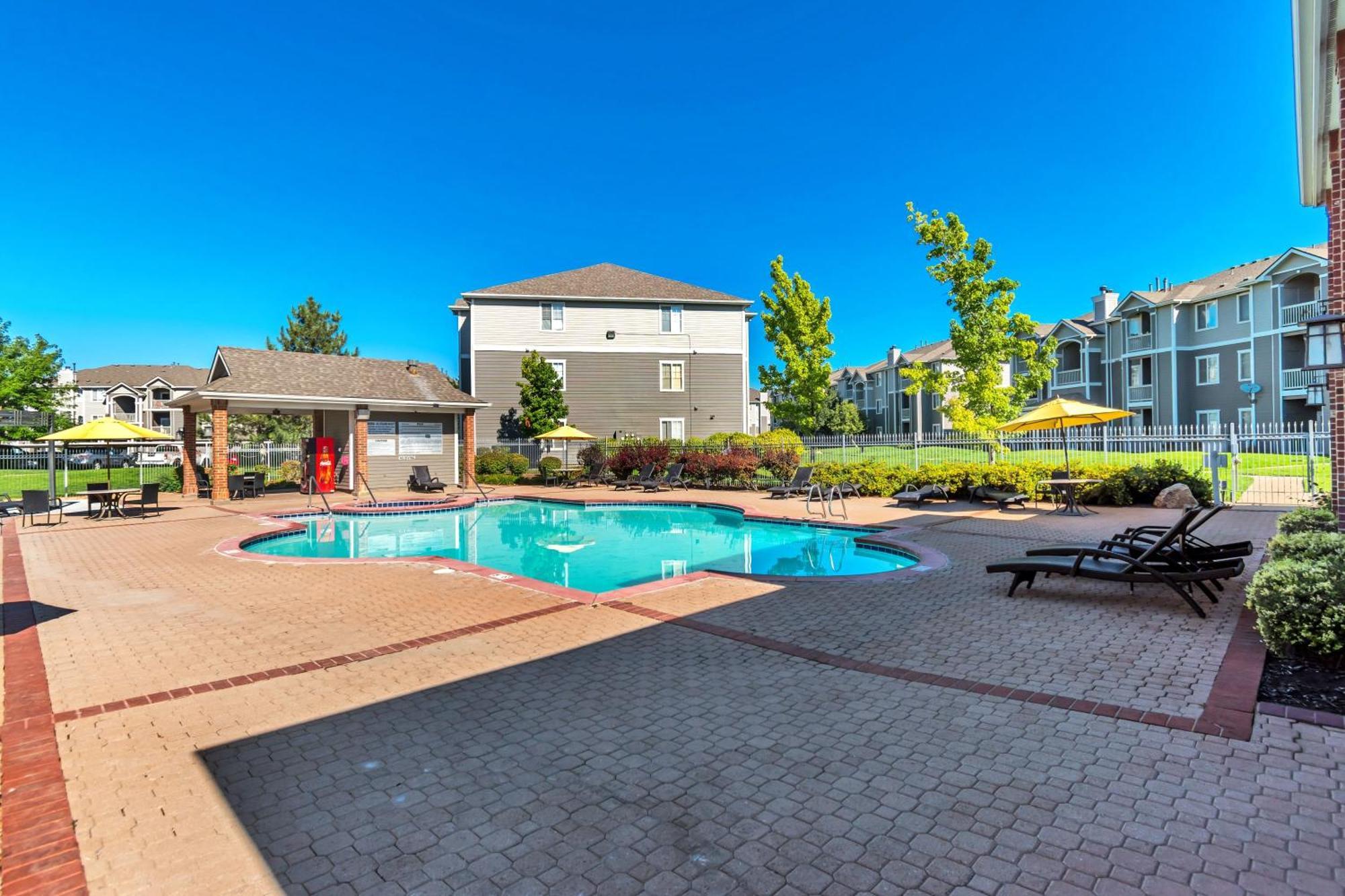 Quality Apt Fast Wifi And Desk Davis Conference Center Apartment Clearfield Exterior photo