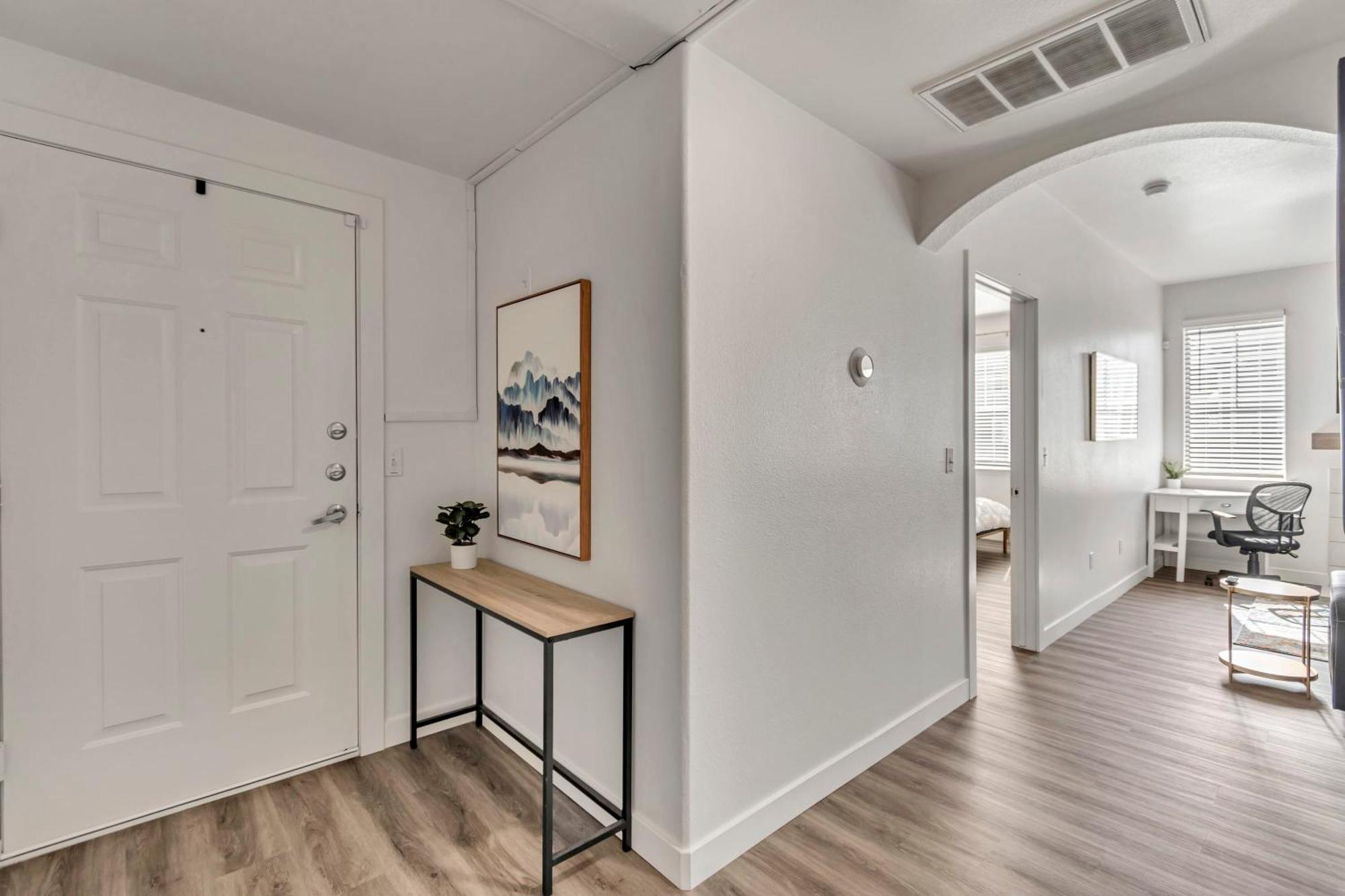 Quality Apt Fast Wifi And Desk Davis Conference Center Apartment Clearfield Exterior photo